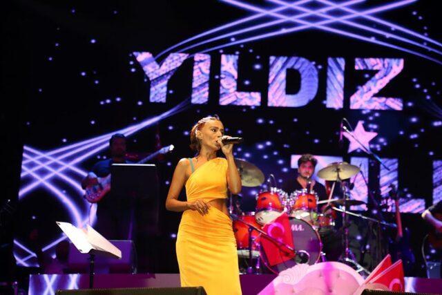 Yıldız Tilbe / Kocaeli