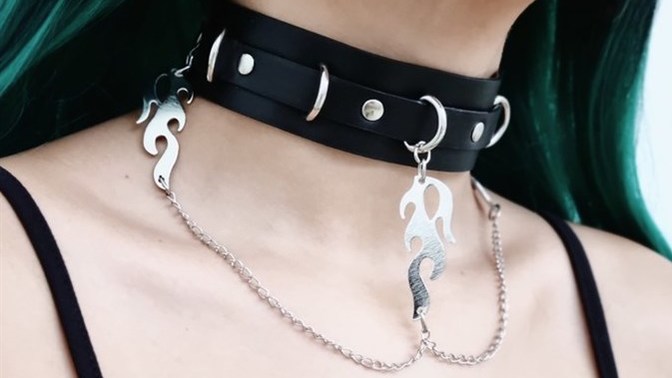 Choker tasma almak istiyorum ama yanlış anlaşılırım diye korkuyorum😭😈😈 Alsam mı?