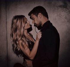 En güzel Aşklar neyle başlıyordu?