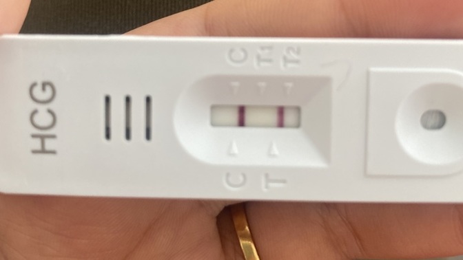 Kızlar bugün adet olmam gerekirdi olmadığım için şüphelendim test yaptım pozitif çıktı yanlış çıkma ihtimali var mı?