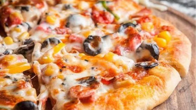 Akşamdan kalan pizzayı yersem zehirlenir miyim?