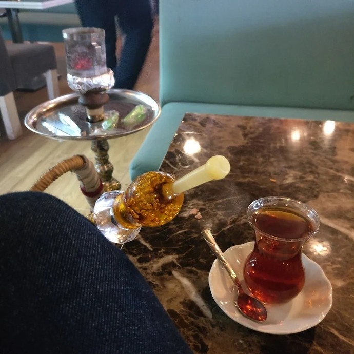 Akşam çayının yanına en iyi ne gider?