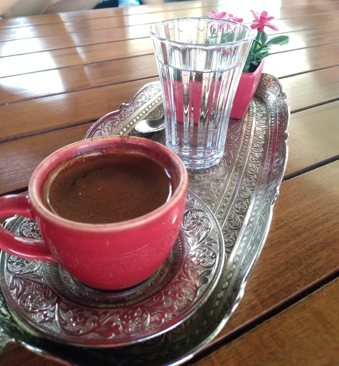 Günün ilk kahvesi içildi miii?