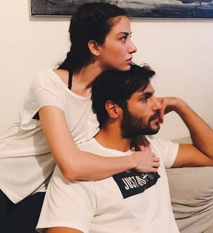Çiftlerin özel alanları olması mı, her şeyi birlikte yapmaları mı ilişkiye zarar verir?