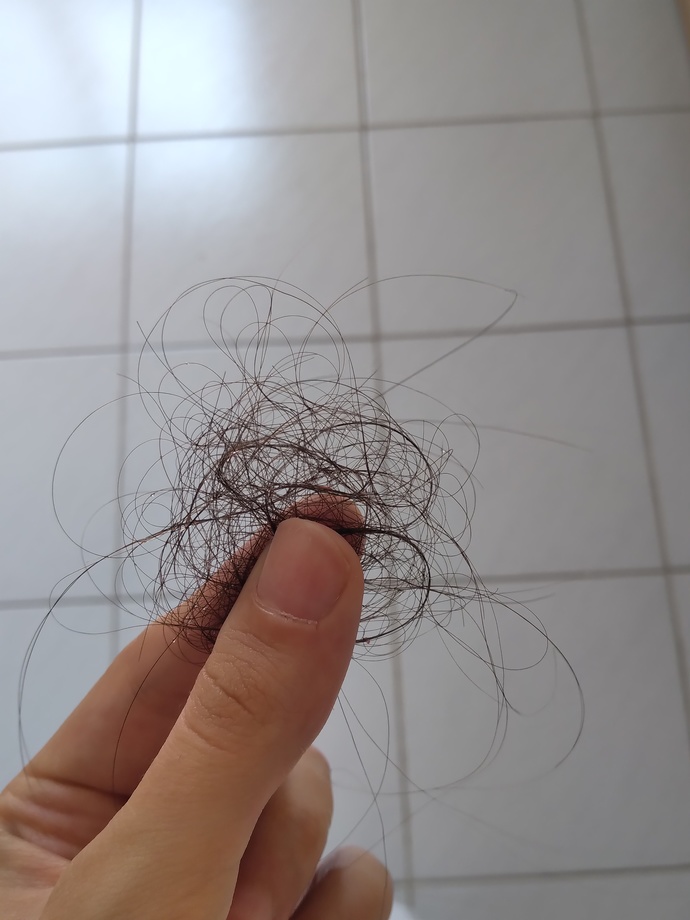 Banyo +sac tarama hepsi bu kadar normal mi saclarim tam omzumda?