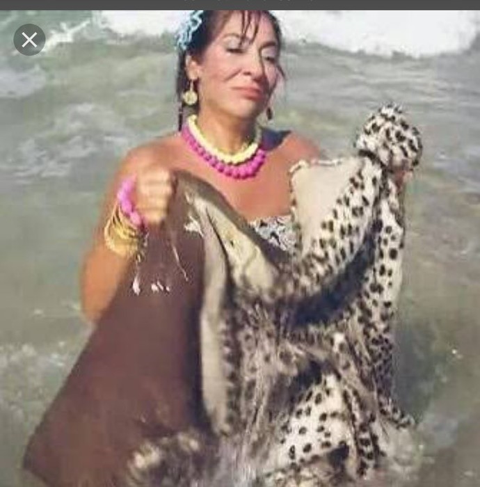 Yazın kürk giyen var mı?