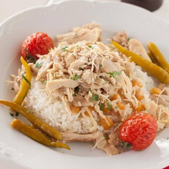 Pilav üstü et döner mi seversiniz yoksa tavuk döner mi?