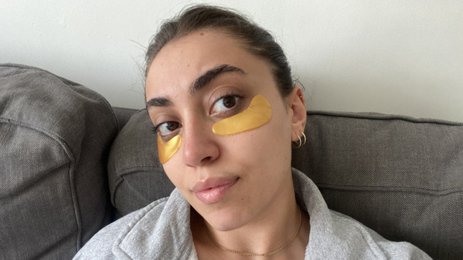 Göz altı şişkinliklerinden nasıl kurtuluyorsunuz?