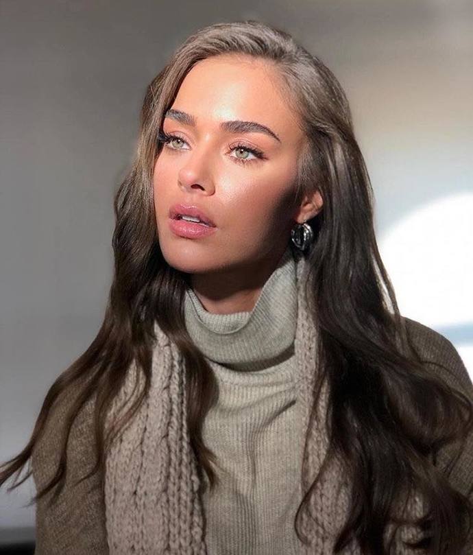 Hülya Avşarın gençliği mi, Bensu Soral mı daha güzel?
