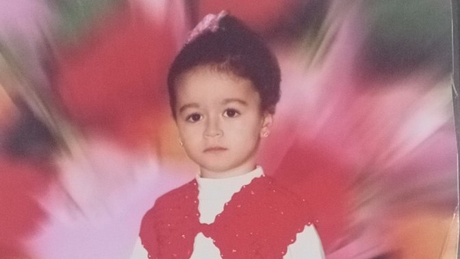Alnım çok önde, rahatsız oluyorum. Bir tedavisi var mıdır?