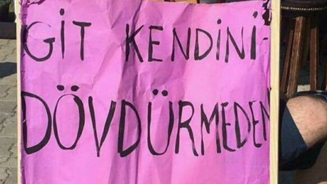 Dünkü Melike Şahin konserine bir kızla giden eski sevgilimin amacı beni kıskandırmak mı?