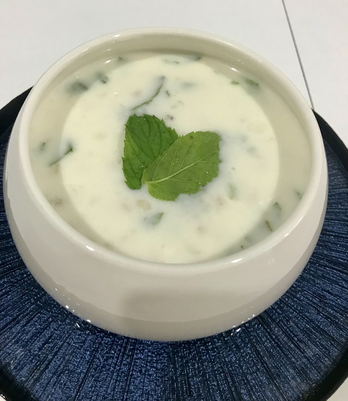 Soğuk çorba sever misin , yediniz mi daha önce?