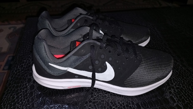 Nike ayakkabının orijinal olup olmadığını nasıl anlarız?