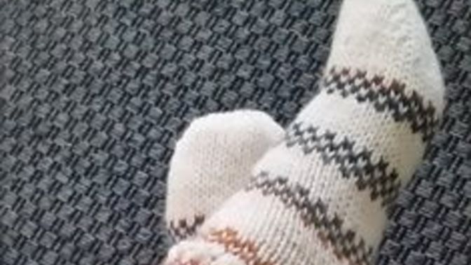 Havaların serinlemesiyle çorap sezonu açıldı mı kızlar?
