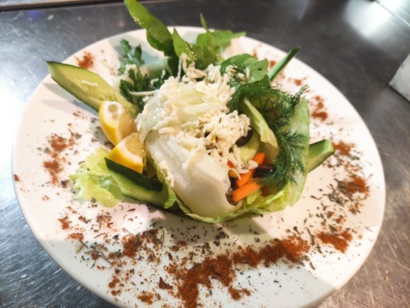 Sizce en güzel ve doyurucu salata nasıl yapılır?