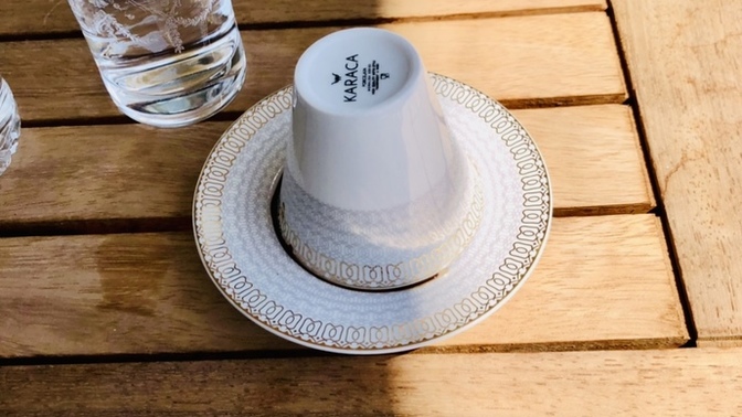 Öğlen arası kahveler içildi mi?
