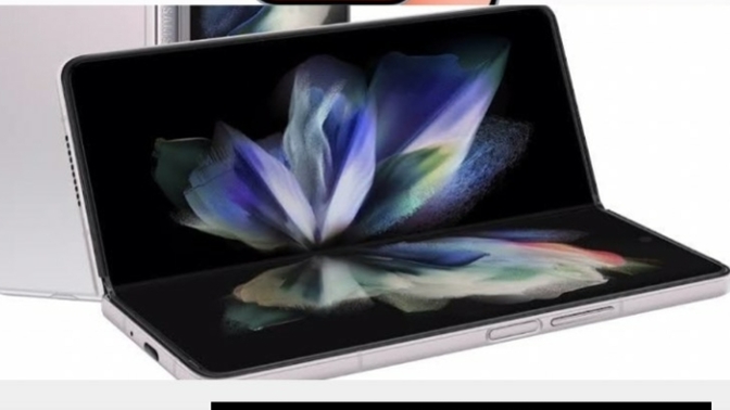 Samsung yeni çıkacak iPhone için "Katlandığında bize haber ver " şeklinde tweet attı. Yorumunuz nedir?