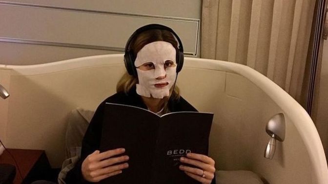 Arkadaşım uçakta bile cilt bakımı yapıyor. Sizin için de bu kadar önemli mi?