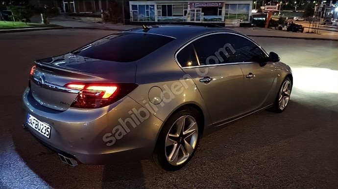 750 bin TL bütçen olsaydı Megane mi yoksa Passat mı tercih ederdin?