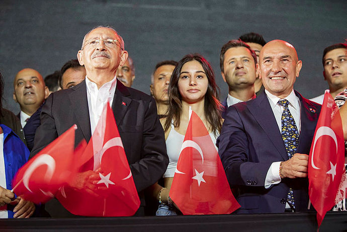 CHPli Tunç Soyerden skandal sözler! Osmanlıyı hain ilan etti, Yunanın adını anmadı. Ne düşünüyorsunuz?