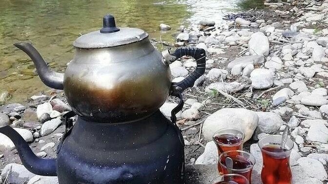 Çay içmenin saati olur mu?