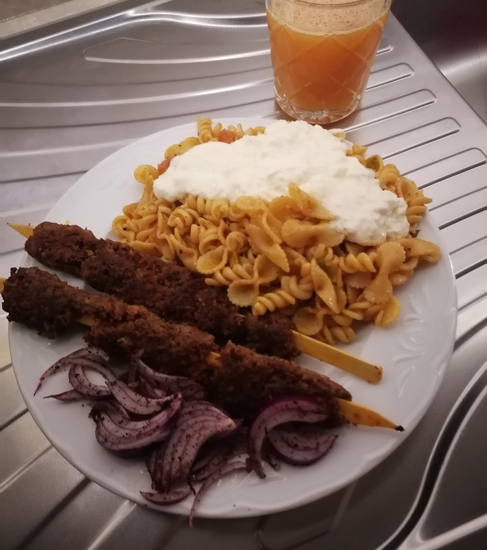 Akşam yemeğinizde ne yediniz?