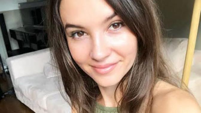 Leyla Lydia Tuğutlu güzel sizce mi?