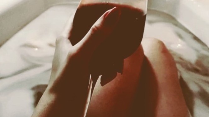 Başından geçenlere mi içiyorsun, kafandan geçenlere mi😉?
