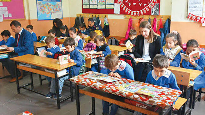 Bugün okulun ilk günü, çocuklar için sağlıklı beslenme önerileri olan var mı?