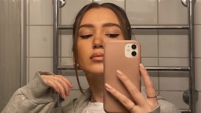 Sırf kamerası güzel diye iPhone'a o kadar para verilir mi?