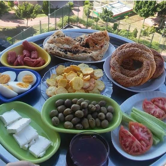 Kahvalti yaptinizmi?