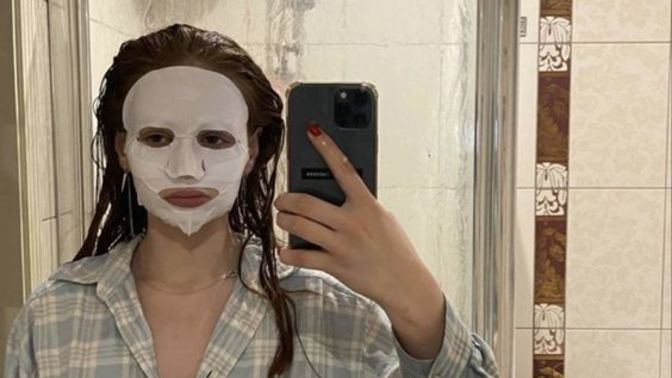 Siz de maske yaptığınızda komik fotoğraflar çekiyor musunuz :D?