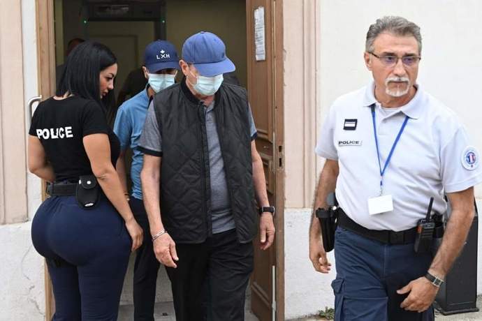 Fransız bir diş hekimi, hastalarının dişlerini bozup devletten tedavi ücreti alarak milyoner oldu. Bunu nasıl Fransaya kaptırdık?