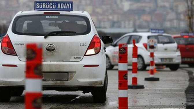 Araba ehliyetiniz var mı?