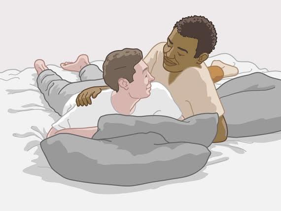 Duygusal ve hassas erkekler gay olmaya daha mı yatkın?