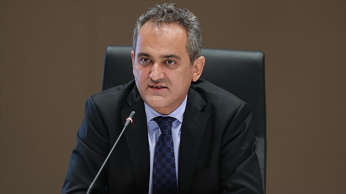 Mahmut Özer