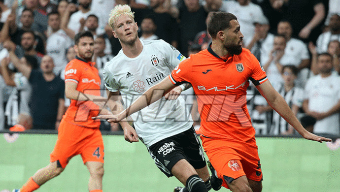 Beşiktaş 0 - Başakşehir 1... Kartal Vodafone Parkta bu sezon ilk yenilgisini aldı! Maçı nasıl buldunuz?