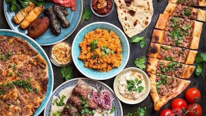 Dünyada herkesin "tek bir yemek yeme hakkı olsa" tercihini hangi yemekten yana kullanırdın?