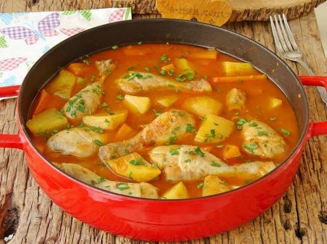 Siz en çok tavuk kebabı mı seversiniz yoksa tavuk yemekleri mi?