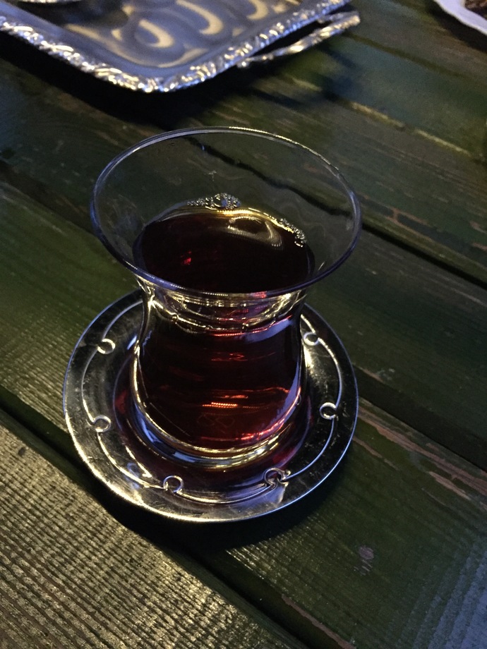 Siyah çayı ne güzel demledim :)))))