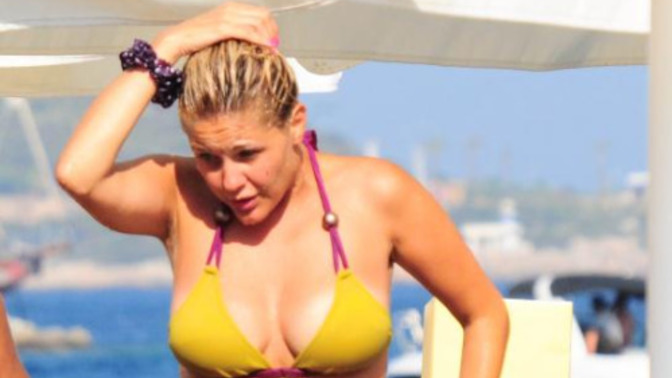 Bikini özel bölgeleri belli ediyorsa değiştirir misin?