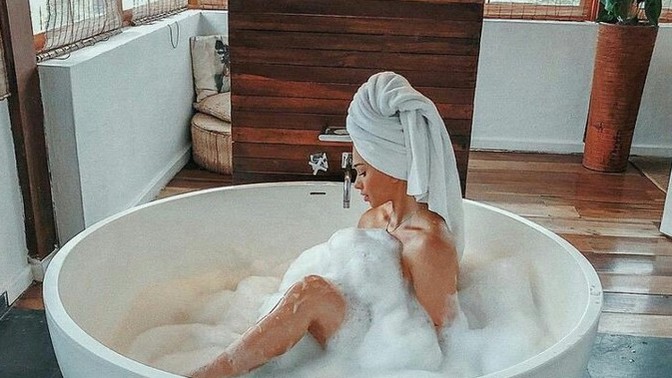Duşta şarkı söylemeyi mi, dinlemeyi mi daha çok yapıyorsunuz?