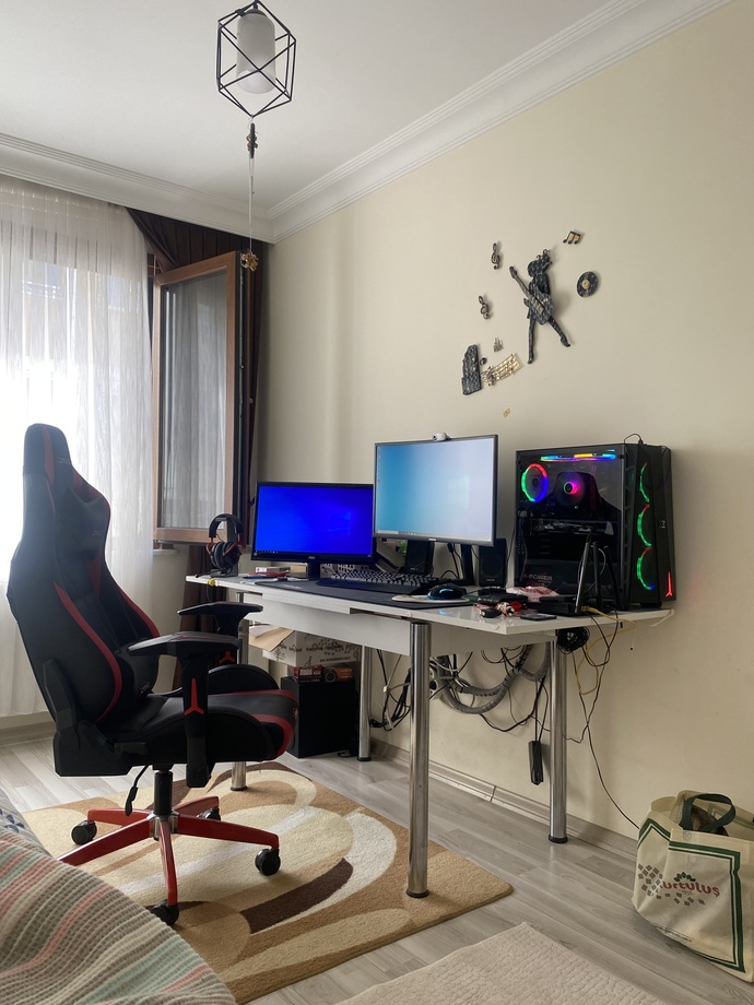 Oyunlar için masaüstü mü yoksa laptop mu daha iyi?