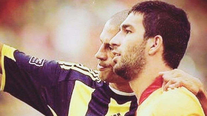 Alex de Souza, futbolu bırakan Arda Turan için duygusal bir veda mesajı yayınladı. Bu harekete 10 üzerinden kaç puan verirsin?