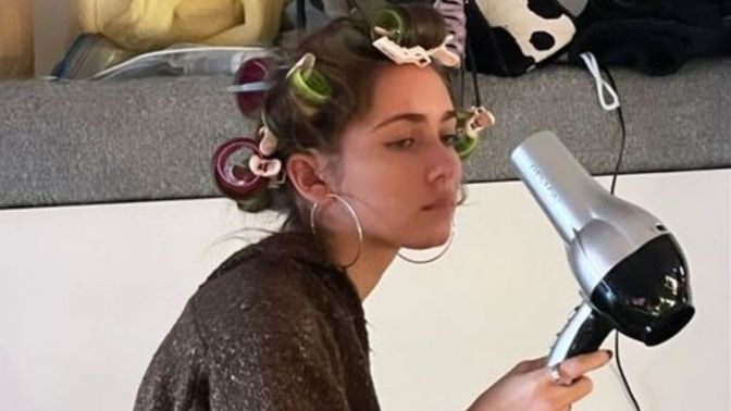 Mutsuz olduğun anlarda bile güzelleşmeden geri kalmam diyenlerden misin?