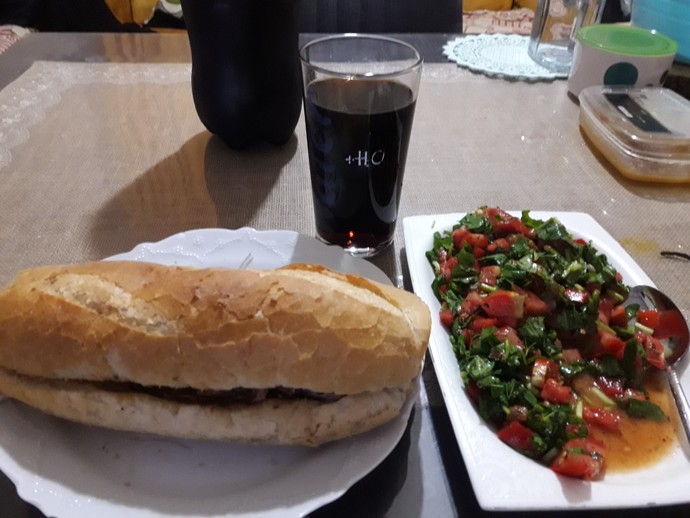 Ben acıktım sizde acıktınız mı?