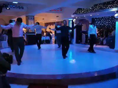 Oyun havası oynayan erkek mi bachata yapan erkek mi?