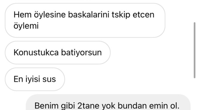 Arkadaslar bu kisi narsist mi bi bakar mısınız?