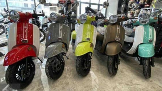 Scooter alacağım ve rengine karar veremedim? Gri mi? Limon Yeşili mi?