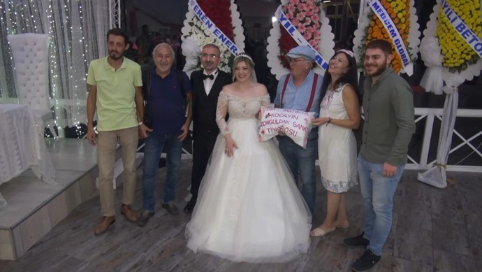 Zonguldakta düğünde Damattan hamileyim. şakası yapıldı! Siz olsaydınız ne yapardınız🙄 ?
